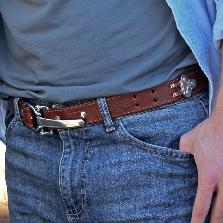 man wearing no5 vintage brown leather cinch belt with brass hardware