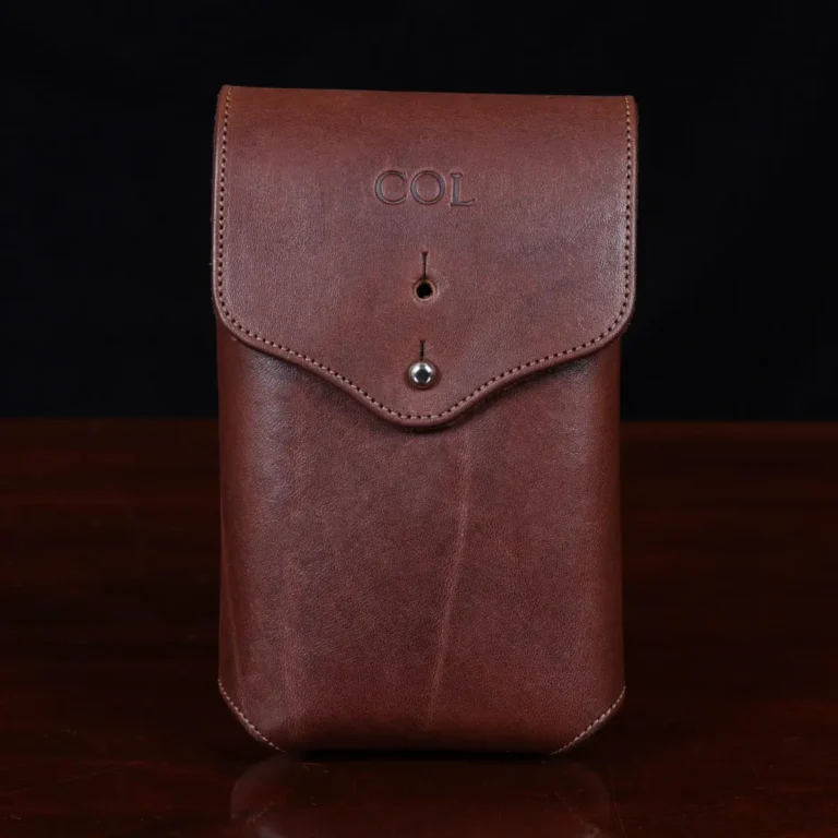 No 49l Phone Holster in vintage brown showing the front side