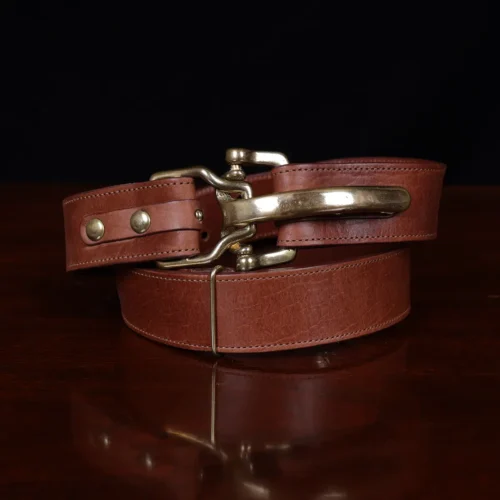 No. 5 Cinch Belt In American Buffalo showing the front