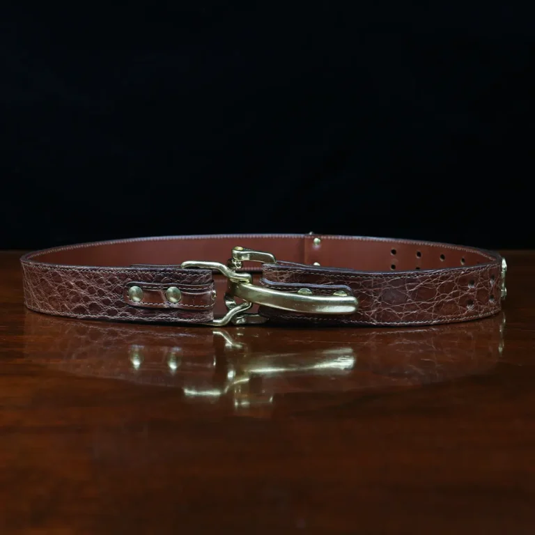No. 5 Cinch Belt in brown American Alligator and brass buckle - ID 001 - front view on black background