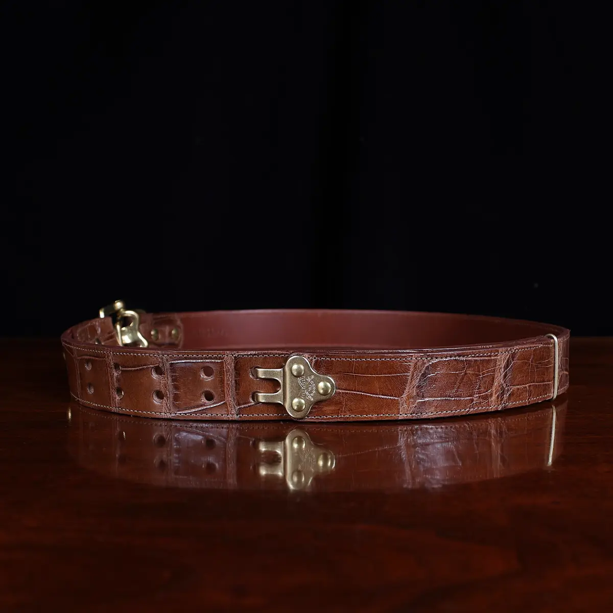 No. 5 Cinch Belt in brown American Alligator and brass buckle - ID 001 - side view on black background