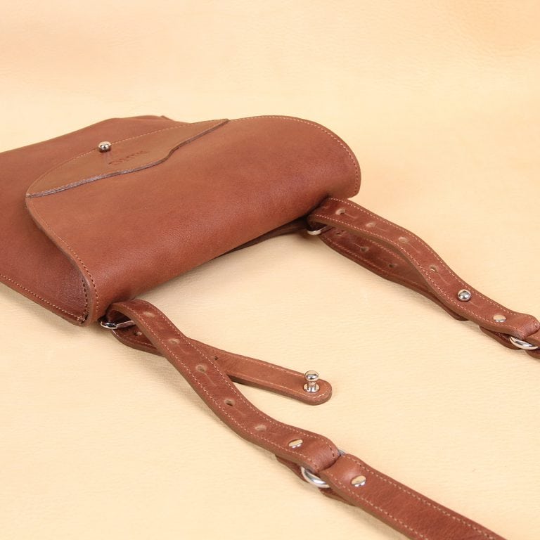 leather handbag crossbody brown top