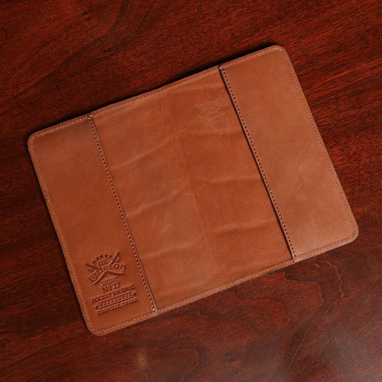 Open view of the no. 27 American alligator pocket journal.