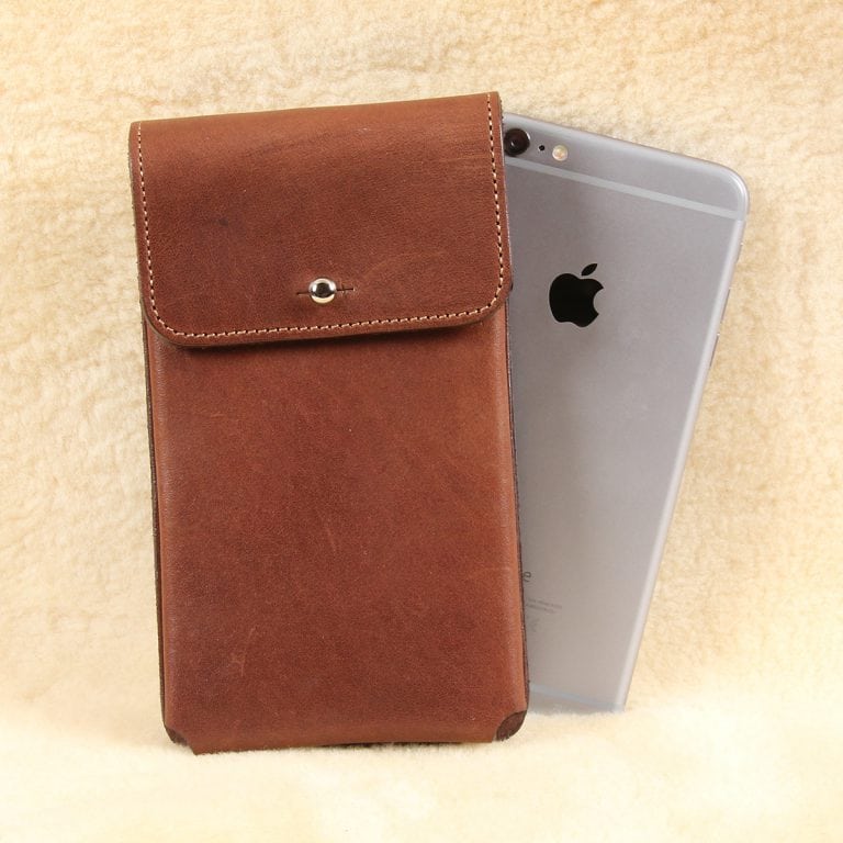 no60 vintage brown large leather phone holster with phone