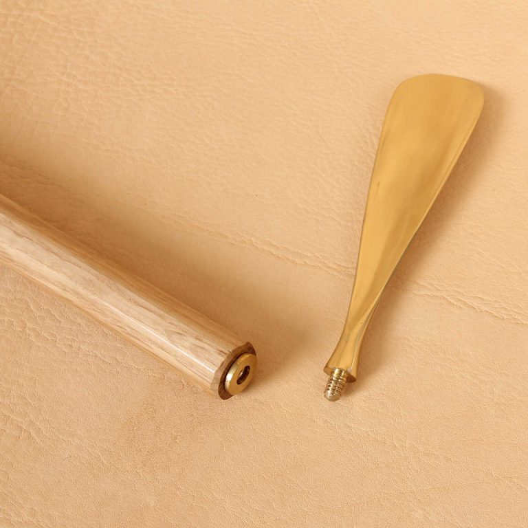no 1 slipper stick with detachable solid brass horn