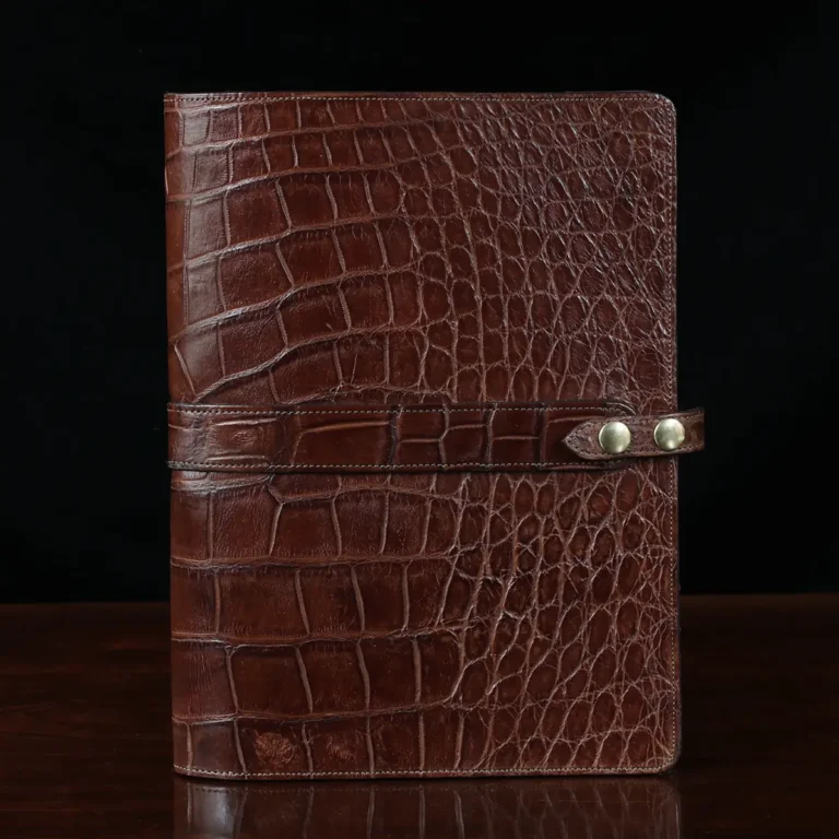 No. 18 Portfolio in Vintage Brown American Alligator - ID 001 - front view on black background