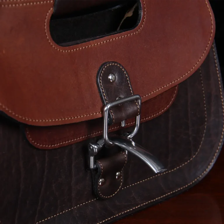 close up of latch on No. 17 Hunt Bag made of two-tone brown American Buffalo and Vintage Brown Steerhide leather