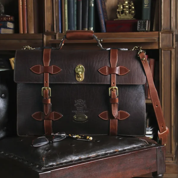 No. 1943 Navigator Briefcase – American Buffalo