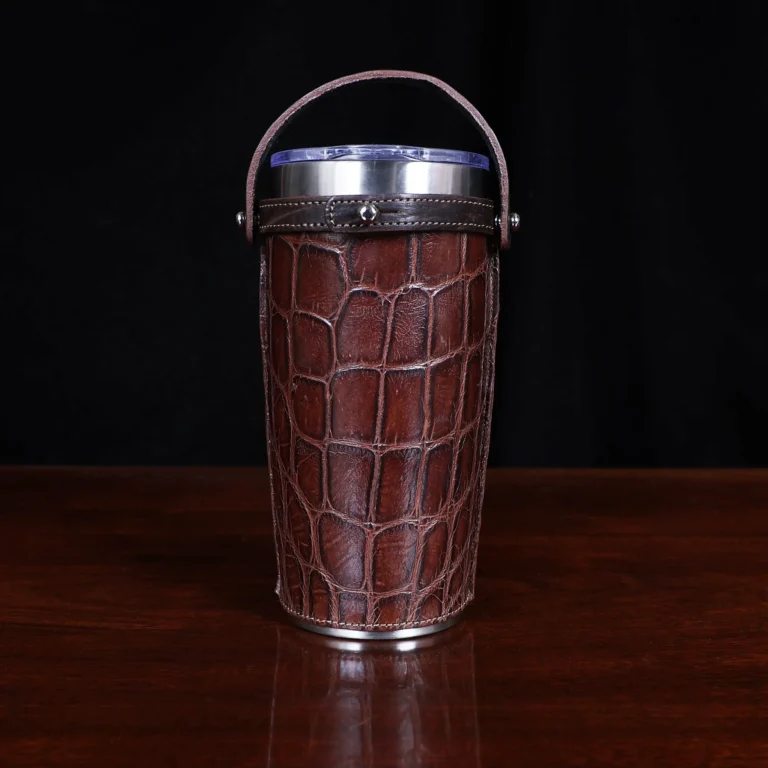 Back profile of the American Alligator Tumbler