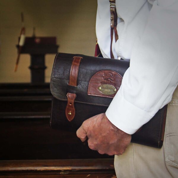 front view of closed leather bible cover pocket