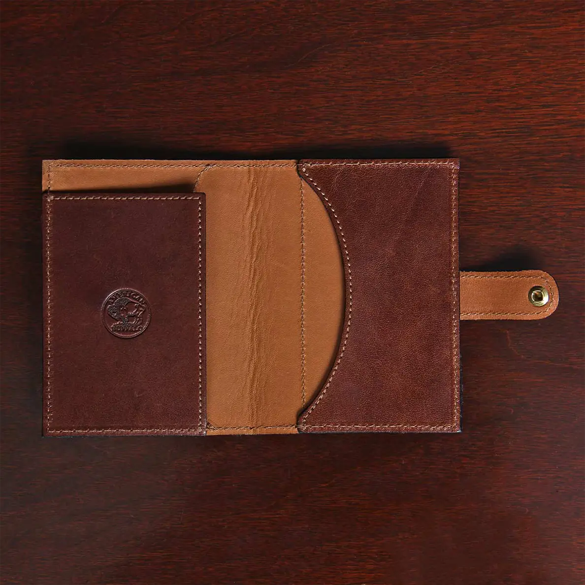 Wallet closures online