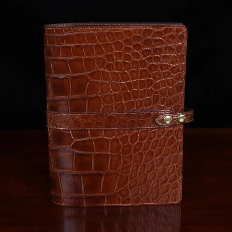 No. 18 Portfolio in Vintage Brown American Alligator - ID 002 - front view on black background
