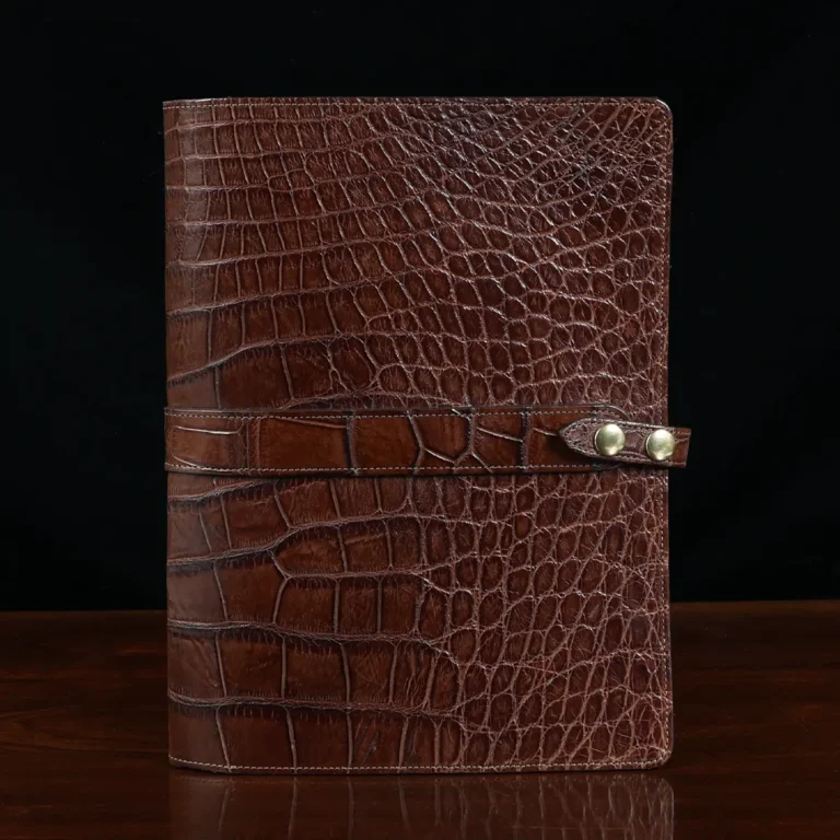 No. 18 Portfolio in Vintage Brown American Alligator - ID 002 - front view on black background