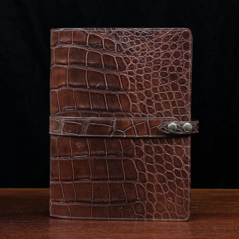No. 18 Portfolio in Vintage Brown American Alligator - ID 002 - front view on black background