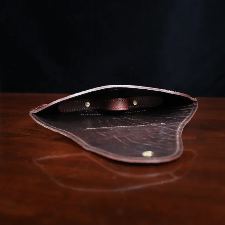 Aviator Eyecase glasses case in brown American Alligator - ID 003 - open view on a black background