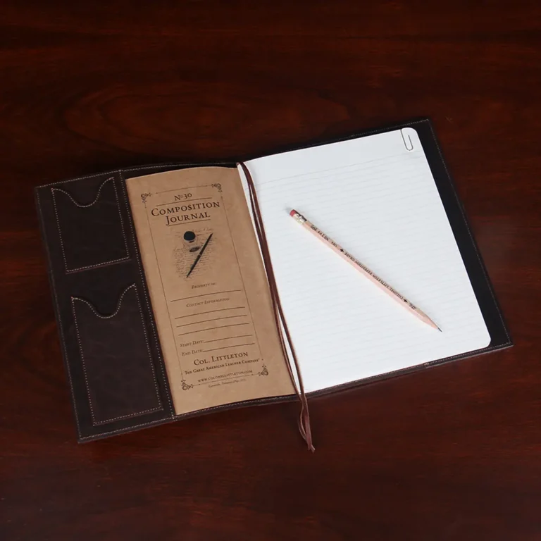 composition-journal-alligator-002-open