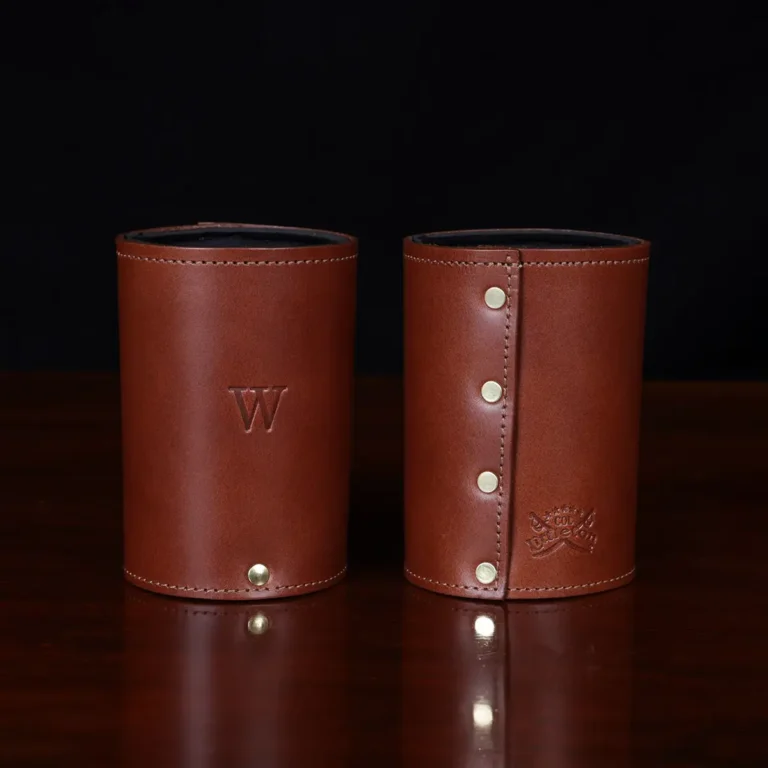 leather can caddy showing the front and back side