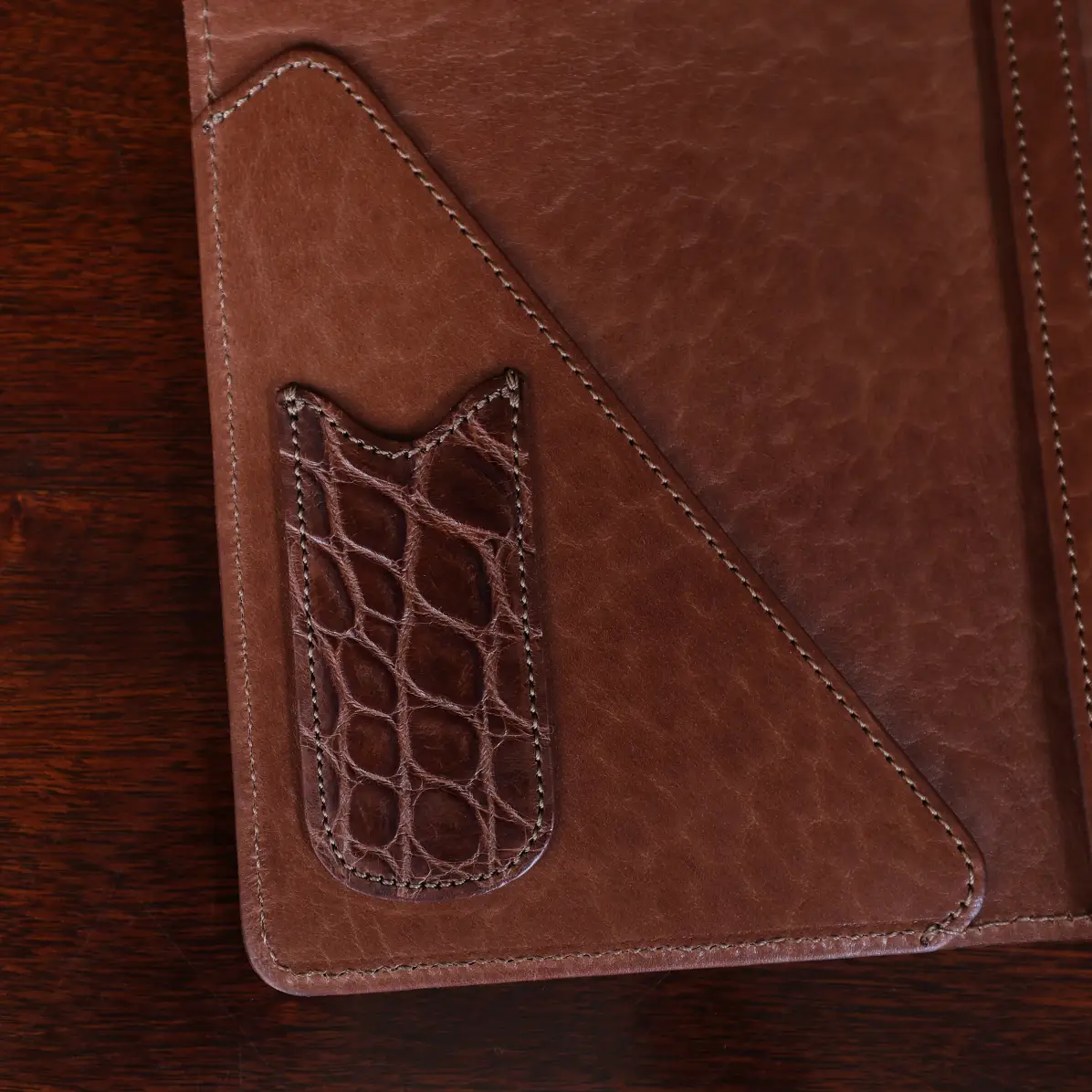 View larger image of american alligator golf journal, one of a kind