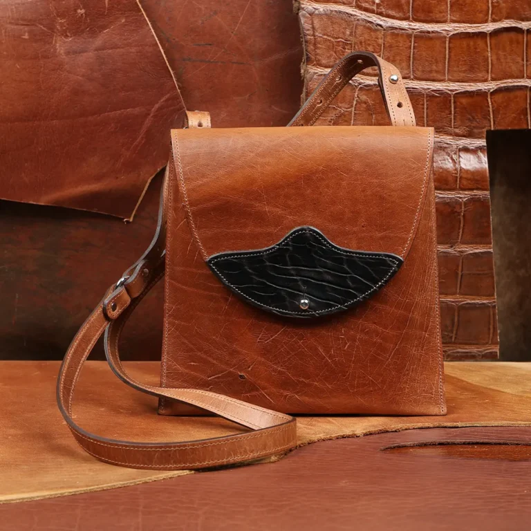 front view of the derby handbag in Tobacco Buffalo American Buffalo