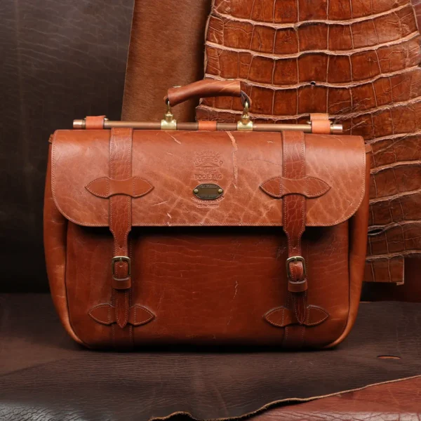 Rugged – No. 83 Leather Messenger Book Bag – Private Stock