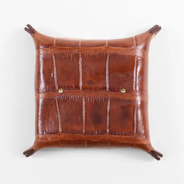 Alligator – No. 3 Dresser Caddy – 002