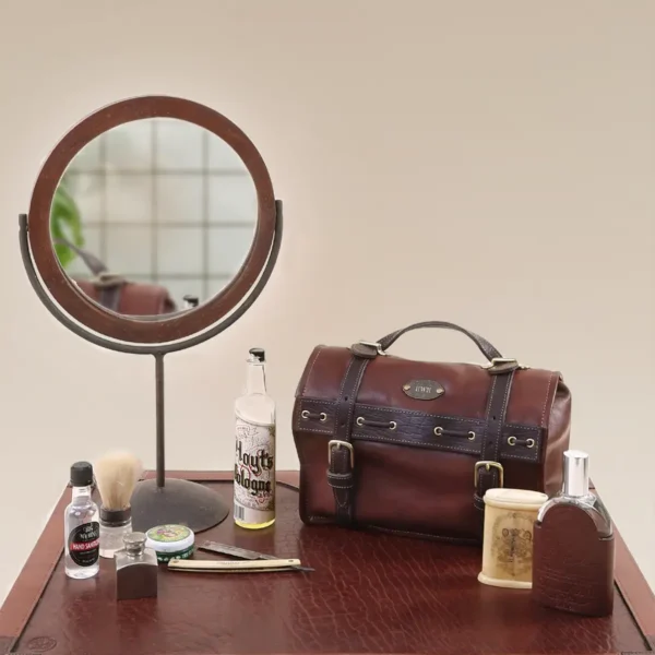 No. 66 Leather Toiletry Bag – American Steerhide with Buffalo Trim